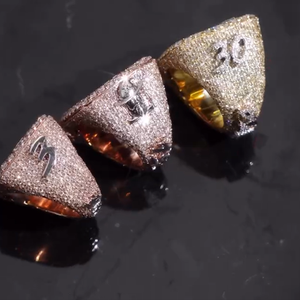 Hip Hop Custom VVS Moissanite anello <span class=keywords><strong>925</strong></span> in argento Sterling con nome personalizzato Logo alta gioielli per gli uomini - Product Image 2