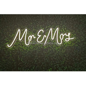 Fournitures <span class=keywords><strong>de</strong></span> mariage MR & MRS White Lights Neon Sign Board Acrylique Transparent Sign Board pour les événements <span class=keywords><strong>de</strong></span> fête - Product Image 2