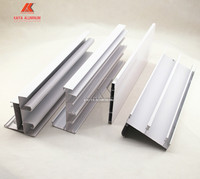 Matériau de construction Revêtement en poudre blanc articles en extrusion Fenêtre coulissante Profilé de fenêtre et de porte en aluminium en Gambie