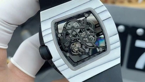Montre mécanique carrée à design creux en fibre de carbone, marque de luxe, montre de sport pour homme de haute qualité, étanche - Product Image 4