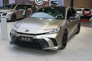 Venta Especial 2026 2.0E Edición Élite Sedán de Gasolina Autos Japoneses Rines R17 Asientos de Cuero - Product Image 3