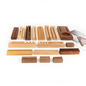 Base de Calendario de Madera, Porta Tarjetas, Porta Notas, Madera Maciza de Nogal Negro, Organizador de Escritorio Moderno y Sencillo, Forma de U, Cuadrado, para Reuniones - Product Image 1