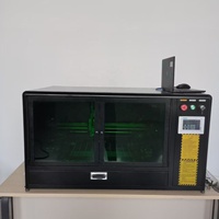 Cortadora Láser de Escritorio con Doble Fuente de Láser, 800W Fibra + 30W Azul, Grabado en Metal y No Metal, 400*300mm, Enfriamiento por Aire, Pantalla Táctil Offline