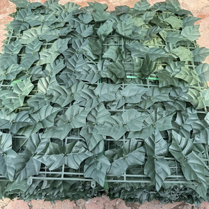 Rollos de Cerca de Hojas Verdes Artificiales, Muro Decorativo de Plástico, Malla de Sombra para Exteriores, Pantalla de Privacidad - Product Image 1