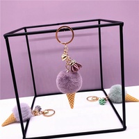 Vente chaude cadeaux créatifs crème glacée porte-clés mignon sac dessin animé en peluche pendentif cône voiture porte-clés boucle boule de fourrure