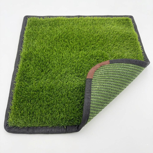 Tapis en gazon artificiel tissé résistant aux UV, adapté aux animaux domestiques, tapis synthétique doux pour patio, jardin, aire de jeux - Product Image 1