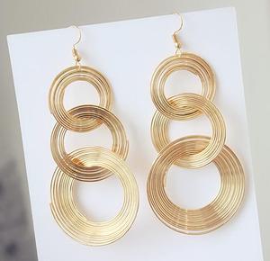 Boucles d'oreilles géométriques rétro multicouches en métal, grandes boucles d'oreilles pour femme - Product Image 1