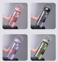 Bouteille d'eau de sport en plastique à paroi simple, portable, 1500 ml/2000 ml, avec double embout de boisson, pour le camping, utilisation extérieure écologique