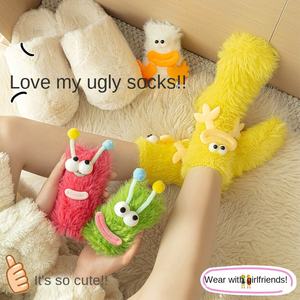 Chaussettes unisexes moches et mignonnes, drôles, pour l'automne/l'hiver, pour dormir au sol, à la maison, en fourrure, chaudes, en velours de vison, au-dessus du genou, pour couple - Product Image 2