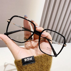 Lunettes de vue rectangulaires Tr90, monture intégrale, anti-lumière bleue, pour femmes, légères, verres en résine, 2024 - Product Image 1