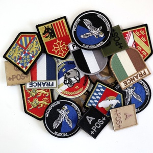 Écusson brodé métallique doré avec blason de la région de la Ville, à scratch, vente en gros - Product Image 6