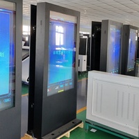 Kiosque totémique personnalisé AED adapté aux personnes à mobilité réduite, signalisation numérique LCD extérieure pour Smart City IoT, panneau publicitaire en acier et aluminium