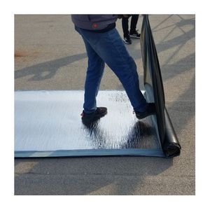 Ruban d'étanchéité étanche pour toit Asphalte Bobine étanche auto-adhésive Feuille d'aluminium Rouleau <span class=keywords><strong>clignotant</strong></span> pour toit en métal - Product Image 4