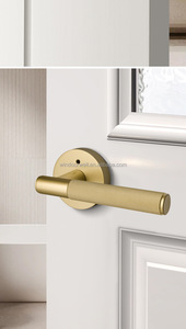Poignées de porte modernes dorées robustes avec boutons pour chambre, salle de bain ou hôtel - Product Image 2