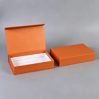 Boîtes rigides en papier kraft recyclé en gros avec doublure en mousse pour l'emballage de vêtements et de bijoux