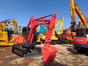 Mini-excavatrice Doosan DH60-7 d'occasion, capacité 6 tonnes, excavatrices Doosan dh55 dh60 dh80 à prix compétitif - Product Image 2