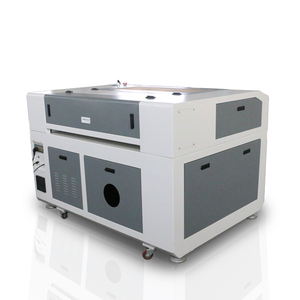 Graveur laser FL-690 avec zone de travail de 600*900 mm, table à couteaux motorisée en aluminium alvéolé FL-690 Graveur laser - Product Image 3