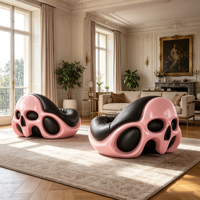 Fauteuil de salon en fibre de verre rose gothique avec coussin en cuir, fauteuil sculptural design pour salon, hôtel, club, galerie d'art