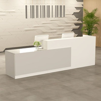 Comptoir de réception moderne et spacieux pour salon, bureau de luxe avec rangement, bureau d'accueil, bureau de hall d'entrée 2026