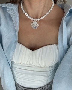 สร้อยคอเปลือกหอยสีชมพูธรรมชาติสไตล์วินเทจ ประดับด้วยจี้เปลือกหอยเซรามิกชุบทอง 18K สร้อยคอประดับจี้เปลือกหอยทะเล งานฝีมือประณีต - Product Image 2