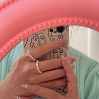 2021 Brief A-Z Ring Minimalist Multi Perlen Süßwasser Perle Geometrische Ringe Frauen Schmuck Mode verstellbarer elastischer Ring