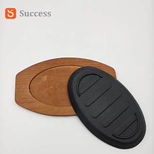 Hot Selling Modern Design Cast Iron Frying <strong>Pan</strong> Skillet Eco-friendly Oval Shape Sizzling Plates with Wooden Base - Product Image 2