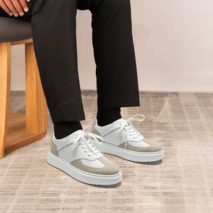 <span class=keywords><strong>Prix</strong></span> d'usine OEM ODM Chaussures décontractées respirantes en cuir de vache de haute qualité pour hommes, pour usage quotidien et sport, avec talon compensé - Product Image 4