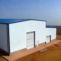 Entrepôt préfabriqué en structure acier multi-aisles moderne et personnalisable, abri de stockage écologique certifié ISO, résistant au vent et à la neige