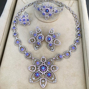 T114C 고급 디자이너 웨딩 쥬얼리 세트 4pcs 지르콘 꽃 나이지리아에서 이탈리아 브라질 골드-유행 목걸이 도매 - Product Image 2