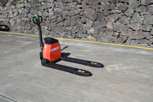 Transpaleta eléctrica de alta calidad de 1,5 toneladas para logística de almacén - Product Image 2