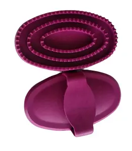 Peigne à cheveux pour chevaux en <span class=keywords><strong>caoutchouc</strong></span>/TPR, fabrication usine, couleur et logo personnalisés, équipement de toilettage équestre, modèle H6-2, marque LI JIA, vente chaude - Product Image 1