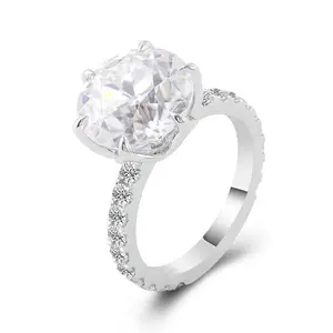 Klassieke Tulpen Instelling 10K Solid Gold 11Mm Ronde Oec Moissanite Engagement Ring Met 3/4 Pave Moissanite Band Voor vrouwen