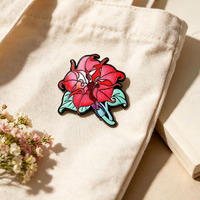 Pin Logam Enamel Keras Motif Bunga Antik Modern Warna Kustom, Bros Tahan Lama untuk Pertunangan Pernikahan, Pin untuk Ransel, Topi, dan Lencana