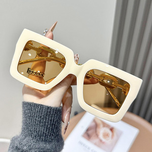 Nuevas Gafas de Sol Polarizadas UV con Cadena Cruzada, Estilo Moderno, Unisex, Premium, Alta Calidad - Product Image 3