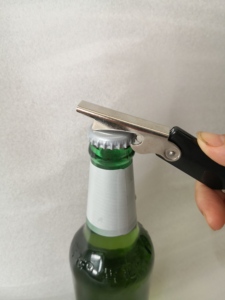 Sacacorchos Moderno Personalizable con Logotipo, Tipo Boomerang de Dos <span class=keywords><strong>Pasos</strong></span>, con Cortador de Papel de Aluminio Integrado - Product Image 6