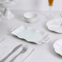 Nouvel ensemble de vaisselle de luxe moderne pour dîner, utilisation hôtelière et de mariage, service de table en porcelaine royale 48 pièces, doré, anti-fuite, personnalisable