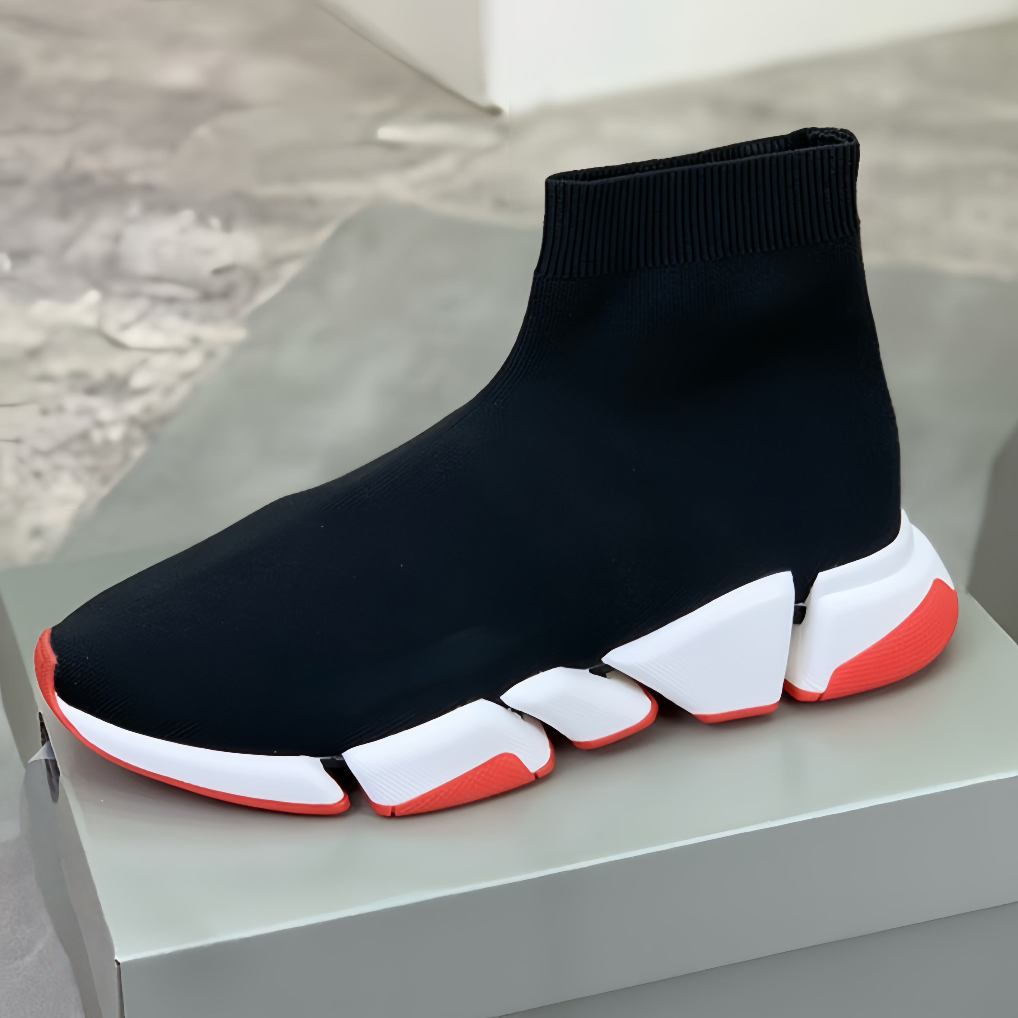 สีดำและสีชมพู