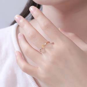 Bague ajustable Myshape Minimalisme Nœud de Sorcière en Zircon, Géométrie Sacrée, Alliance en Acier Inoxydable, Cadeau de Noël - Product Image 3