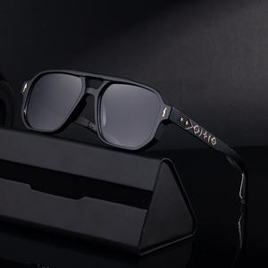 Gafas de Sol Polarizadas Cuadradas para Hombre ZS-98320P, UV400, Marco de PC, Lentes TAC, Estilo Retro Negro, Protección Solar para Conducir - Product Image 2