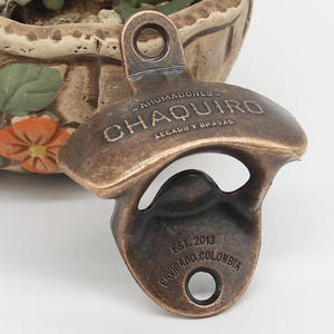 Abridor de Botellas de Cerveza Creativo Retro de Aleación de Zinc y Silicona para Montar en la Pared, 1 Pieza - Product Image 5