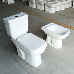 Conjunto de Inodoro y Bidé de Cerámica con 3 Orificios para Baño, Argentina - Product Image 1
