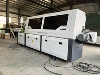 Machine à chantourner automatique pour le travail du bois, idéale pour les petites et moyennes ateliers de meublisterie et la fabrication d'armoires