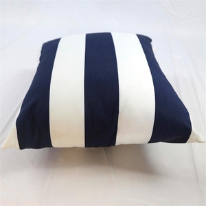 Lujo 45x45 blanco y azul marino raya impermeable ignífugo suave cojín trasero cojín de asiento para uso interior y exterior - Product Image 2