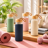 Bouteille d'eau en verre borosilicate sans BPA de 16 oz avec logo personnalisé, tasse de voyage avec couvercle en bambou et manchon en silicone pour adultes