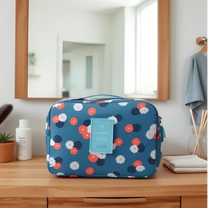 Bolsa de Cosméticos con Cierre de Cremallera de Cuatro Lados, Material Oxford Geométrico, Asa Suave, Gran Capacidad, Organizador de Maquillaje Portátil de Viaje con Logotipo - Product Image 2