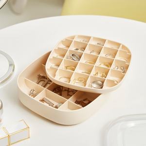 MONR 보석 플라스틱 주최자 반지 귀걸이 장식용 분리형 칸막이 경량 투명 뚜껑 보관함 - Product Image 4