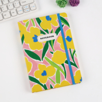 Carnet à spirales relié en tissu et en PP A5 2026 avec design de sangle, cœur de fille, journal créatif portable, personnalisation