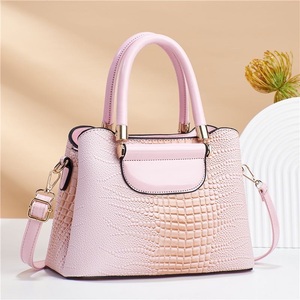 Guangdong transfrontalier de haute qualité de luxe sac pour femmes mode une épaule bandoulière grande capacité sac à main - Product Image 2