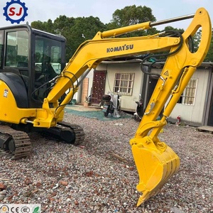 Mini-excavatrice sur chenilles Komatsu PC35MR d'occasion, d'origine japonaise, modèles PC30 et PC56, en bon état, pour chantier, ferme et jardin. - Product Image 3