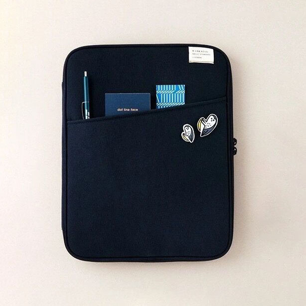 Bleu foncé
